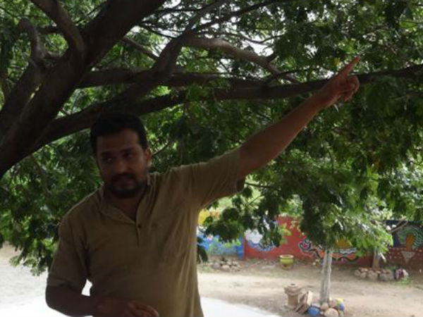 கதறி அழுதார்