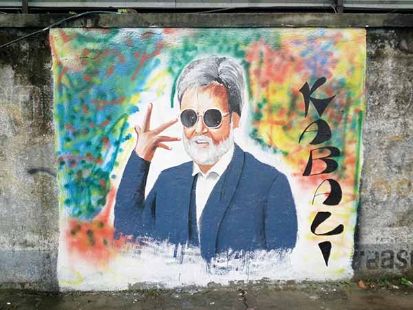 Rajinikanth magic on the streets of Mumbai
