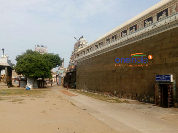 ராமலிங்க வள்ளலாருக்கு பசி போக்கிய அம்மன் ராமலிங்க வள்ளலாருக்கு பசி போக்கிய அம்மன்