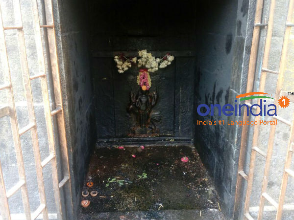 காளத்திநாதர் சந்நிதி காளத்திநாதர் சந்நிதி