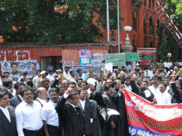 குவிந்த வழக்கறிஞர்கள்