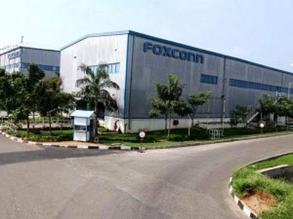 பாக்ஸ்கான் மீண்டும் வந்தது பாக்ஸ்கான் மீண்டும் வந்தது