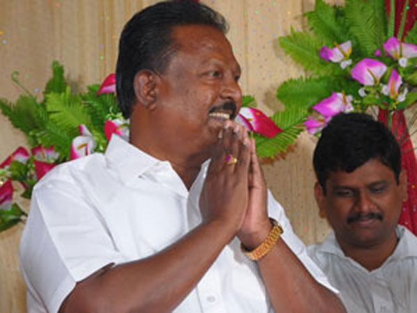 கடவுளோட அனுக்கிரகம் வேணும் 