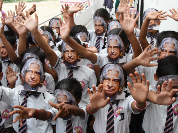  கலாம் போல வேடம்