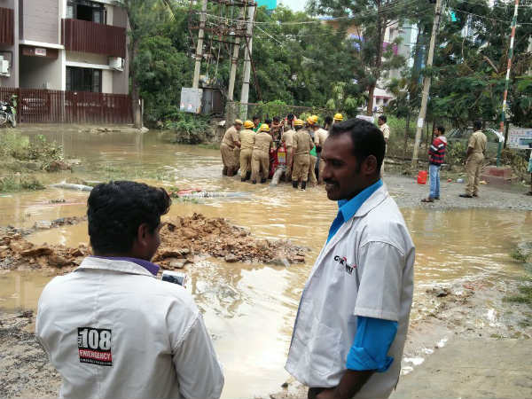 லேசான மழைக்கே நேரடி ஒளிபரப்பு