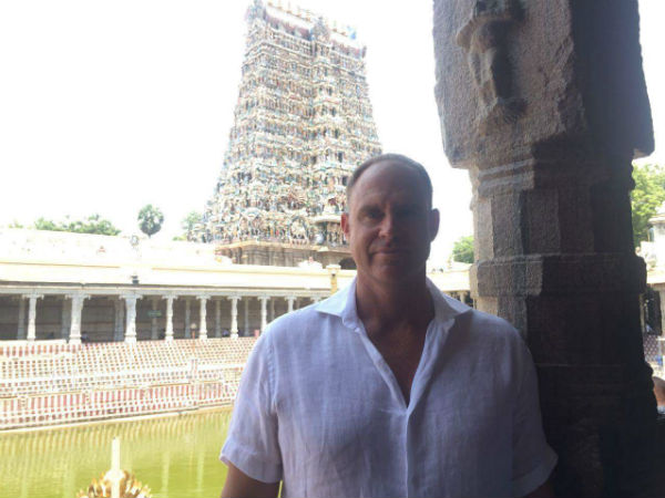 கிரிக்கெட் விழிப்புணர்வு