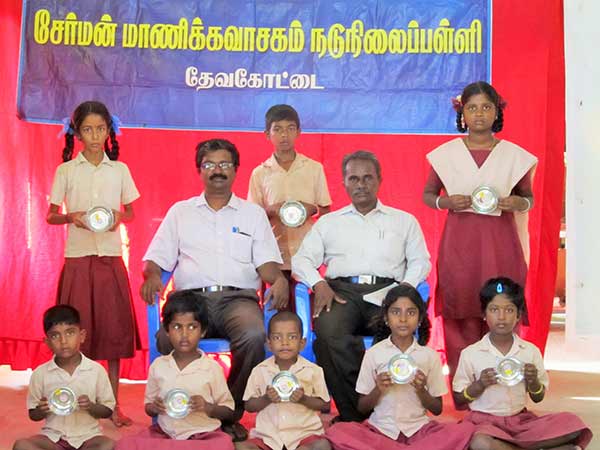 தாய் தந்தையைப் பேணுங்கள்