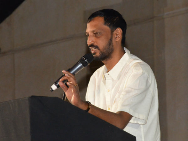 அஞ்சுகிறோம் 