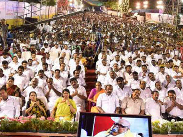 பேச வைத்து அழகு பார்த்தவர் கருணாநிதி