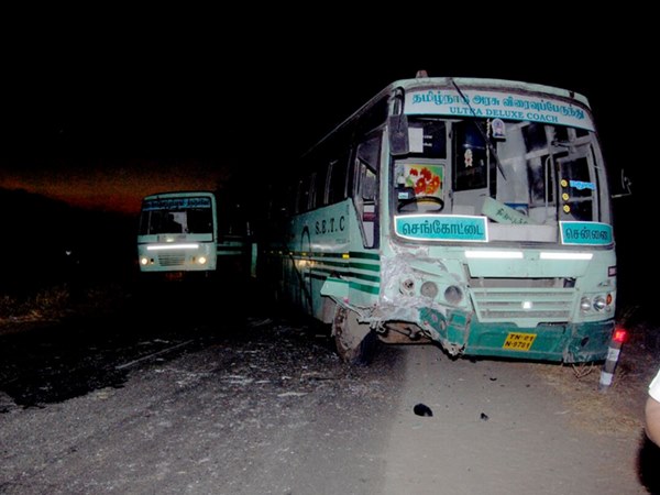 two killed Accident Near Nellai 