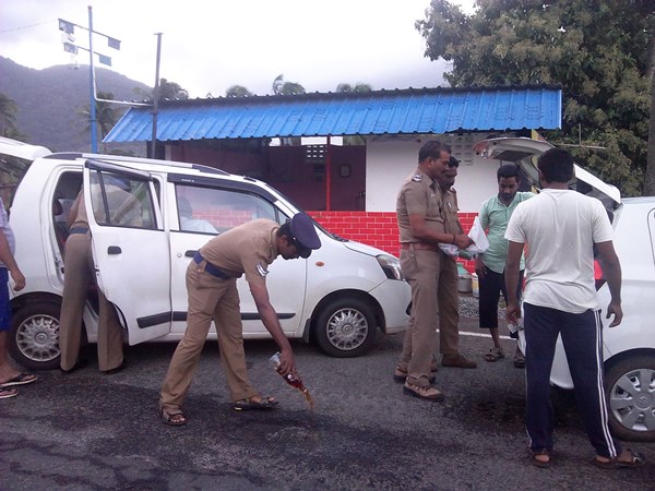 Alert At Tamil Nadu-kerala Border