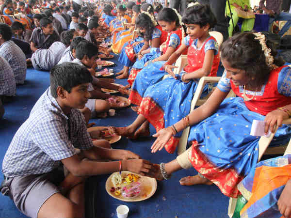 Honor to Femininity, Hindu programme at school