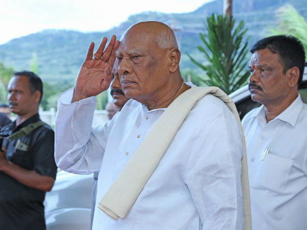 உழைப்புக்குப் பெயர் போன தமிழகம்