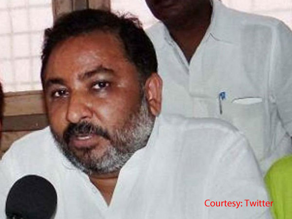 தயாசிங் நீக்கம்