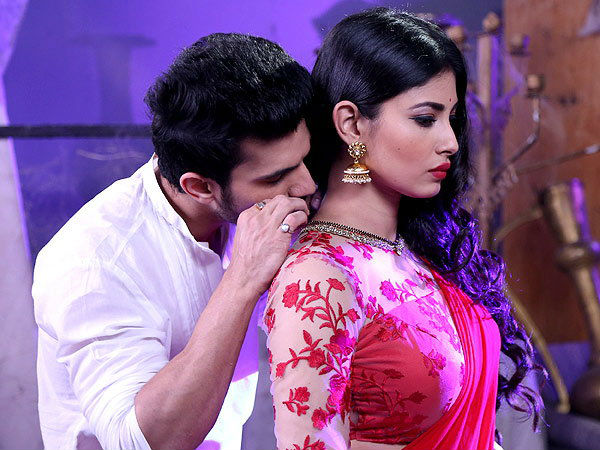 அதிகாரம் இருக்கிறதா? 