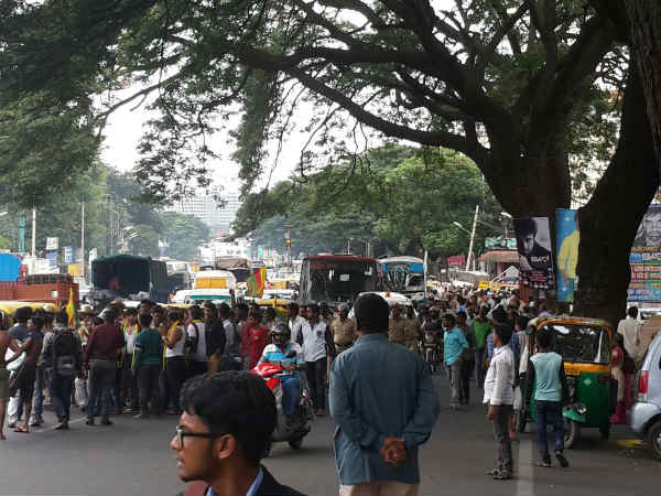 அலுவலகங்கள் 