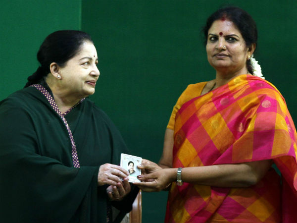 சாருபாலா தொண்டைமான்