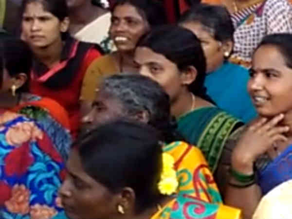 காலிக்குடங்களுடன் போராட்டம் 