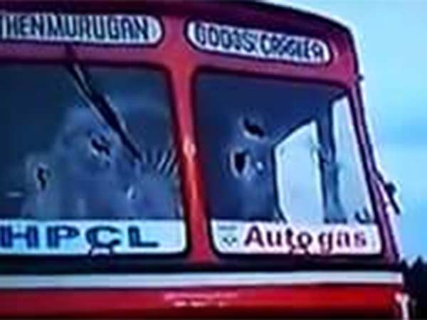 பெரியவருக்கு உதவி