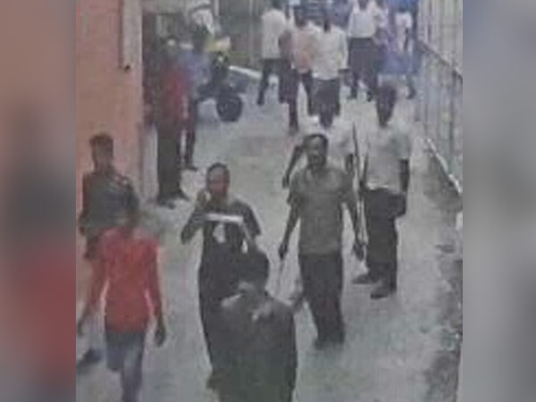 சமூக விரோத கும்பல்