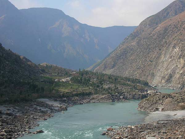 கத்தியின்றி, ரத்தமின்றி