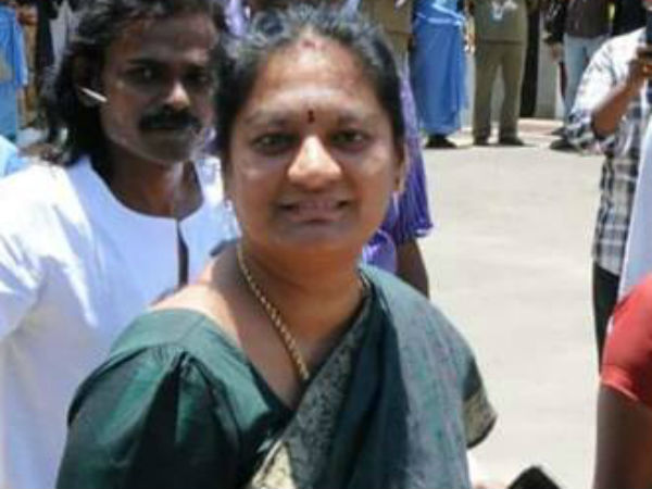சசிகலா புஷ்பா புகார் 