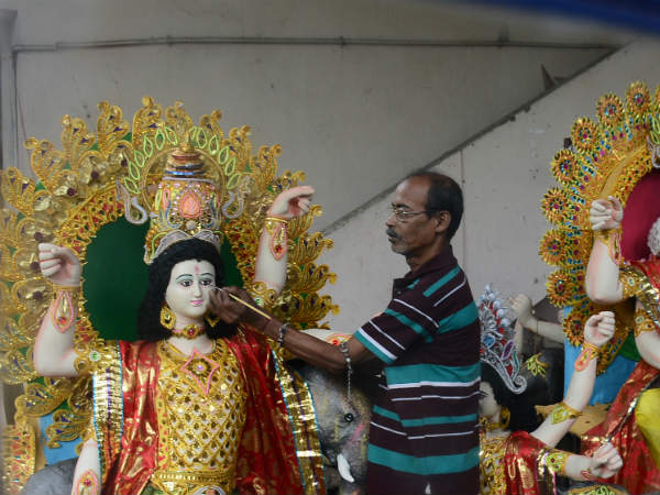 கண்கவர் சிலைகள்