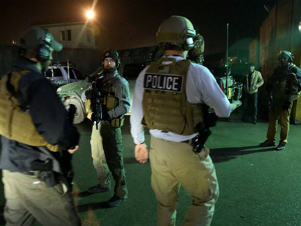 24 dead in twin Taliban suicide bomb attack near defence ministry in Kabul 24 dead in twin Taliban suicide bomb attack near defence ministry in Kabul