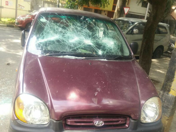 Karnataka Bandh: TN registration car ransacked in Bangalore
