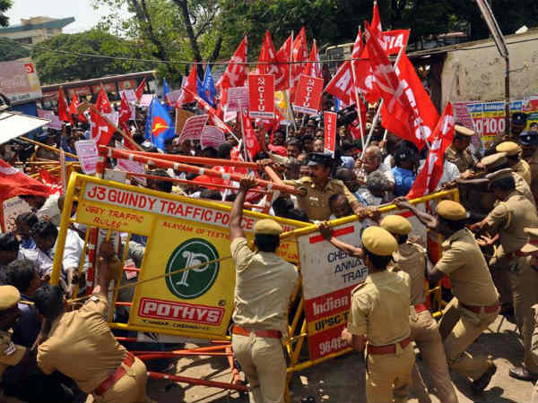 #Bharat bandh: Rail roko hits Chennai