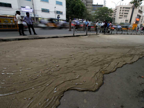 Overflowing sand creates tension in Mount Road 