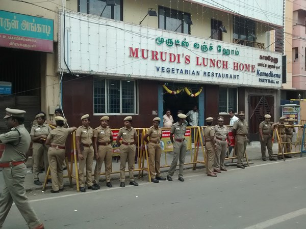 Security provided to Karnataka buses in Tamil Nadu 