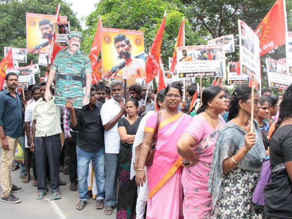 Seeman slams Jayaalalithaa on Cauvery issue