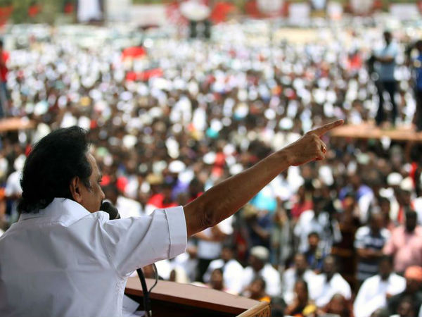 Stalin slam Jayalalitha for Siruvani issue