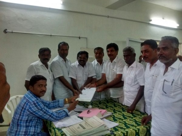 வேட்புமனு தாக்கல் 