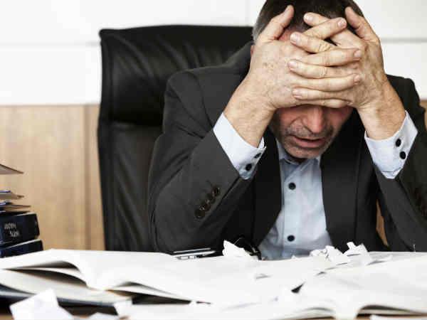 அதிக வேலையால் சோர்வு அதிக வேலையால் சோர்வு