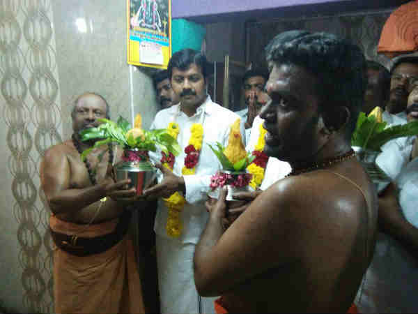 சிறப்பு பிரார்த்தனை