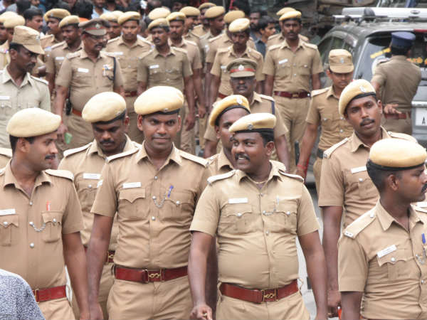 போலீசார் உஷார் நிலை