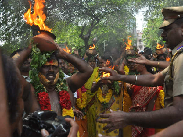 சிகிச்சைகள் தொடர்கின்றன...