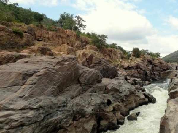 நியாயமாக நடக்குமா?