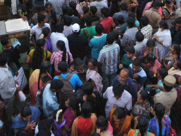 கட்டுப்பாட்டு அறை