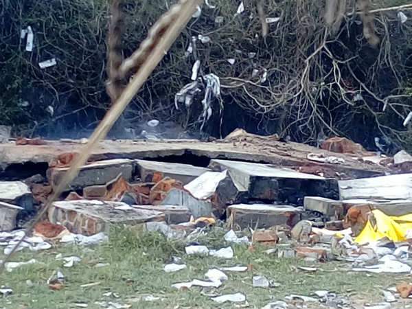 5 killed in fire accident in crackers factory