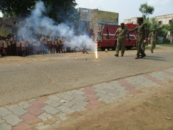 Students advised avoid Chinese crackers