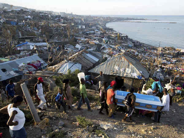 Haiti sees 800 new cholera cases after hurricane 