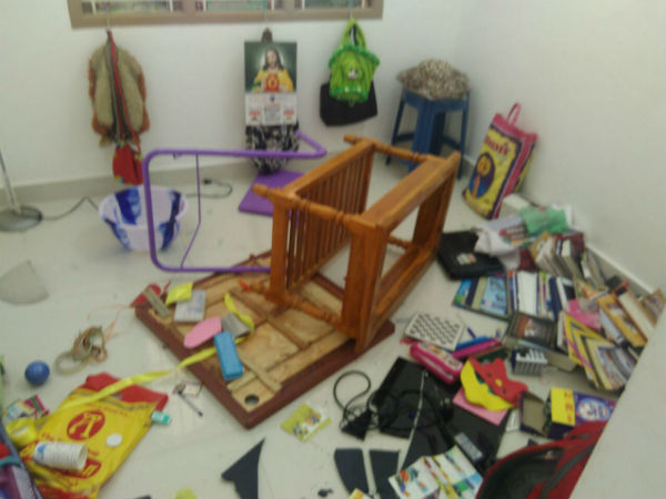 House, car of woman lawyer appearing against Sasikala Pushpa attacked House, car of woman lawyer appearing against Sasikala Pushpa attacked