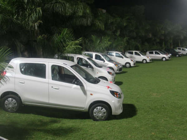 Surat private company gifts its employees car and flats as bonus