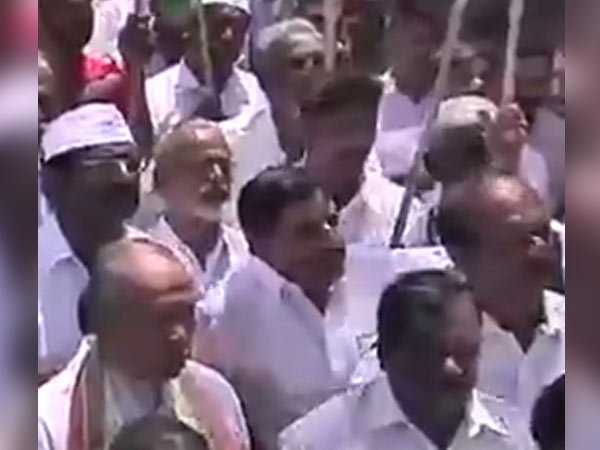 தமிழகத்தில் கிளர்ச்சி தமிழகத்தில் கிளர்ச்சி