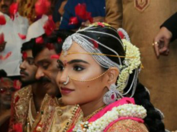 கண்ணை கவர்ந்த நகைகள்