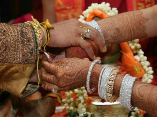 கவனம் ஈர்த்த திருமணம்