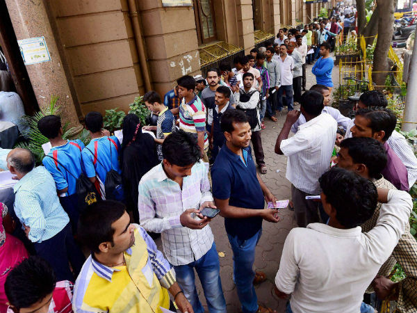 சனி ஞாயிறுகளிலும் 